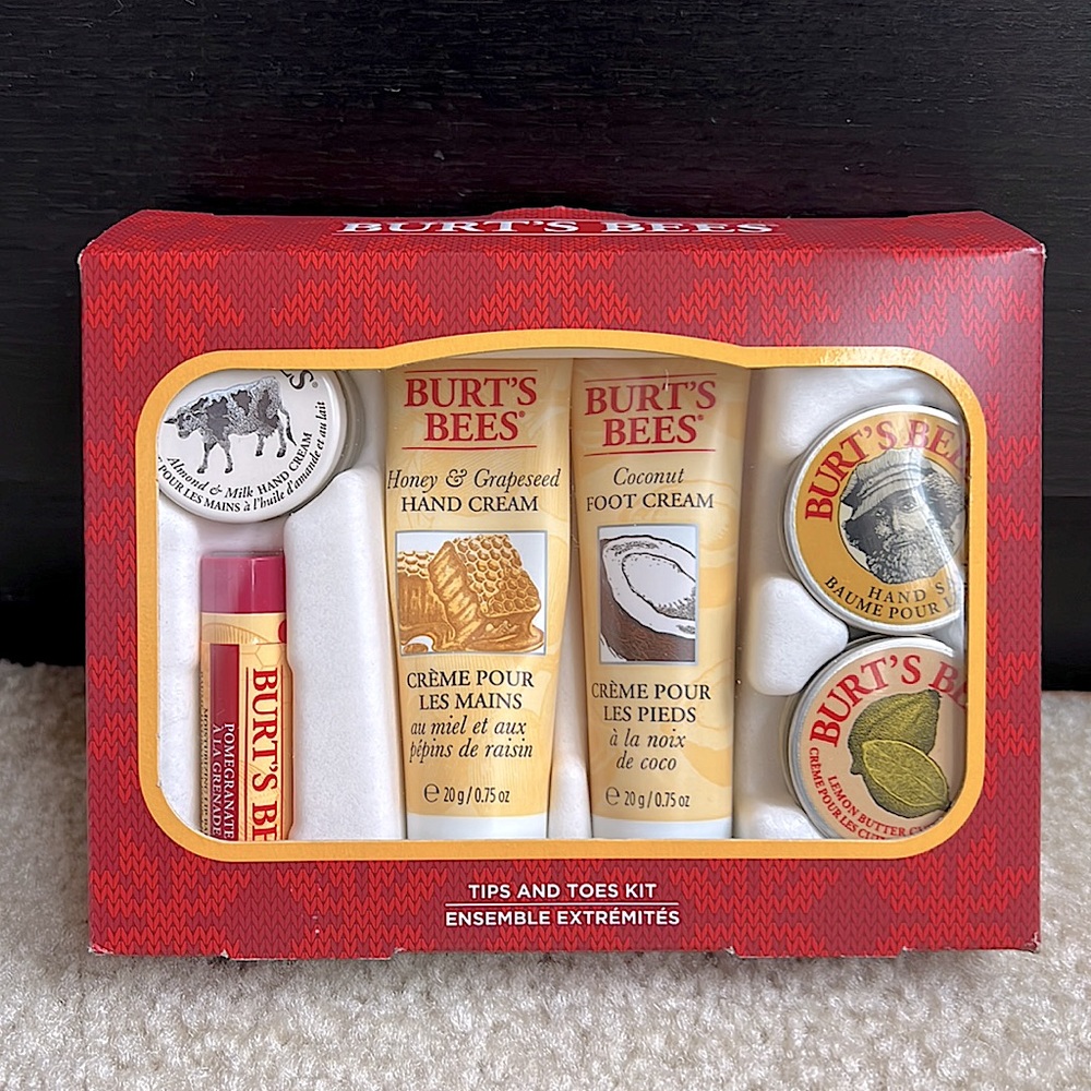 Burt’s Bees Tips & Toes Kit